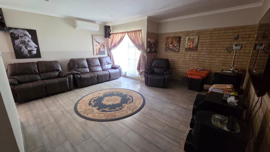 6 Bedroom Property for Sale in Sasolburg Ext 23 Free State